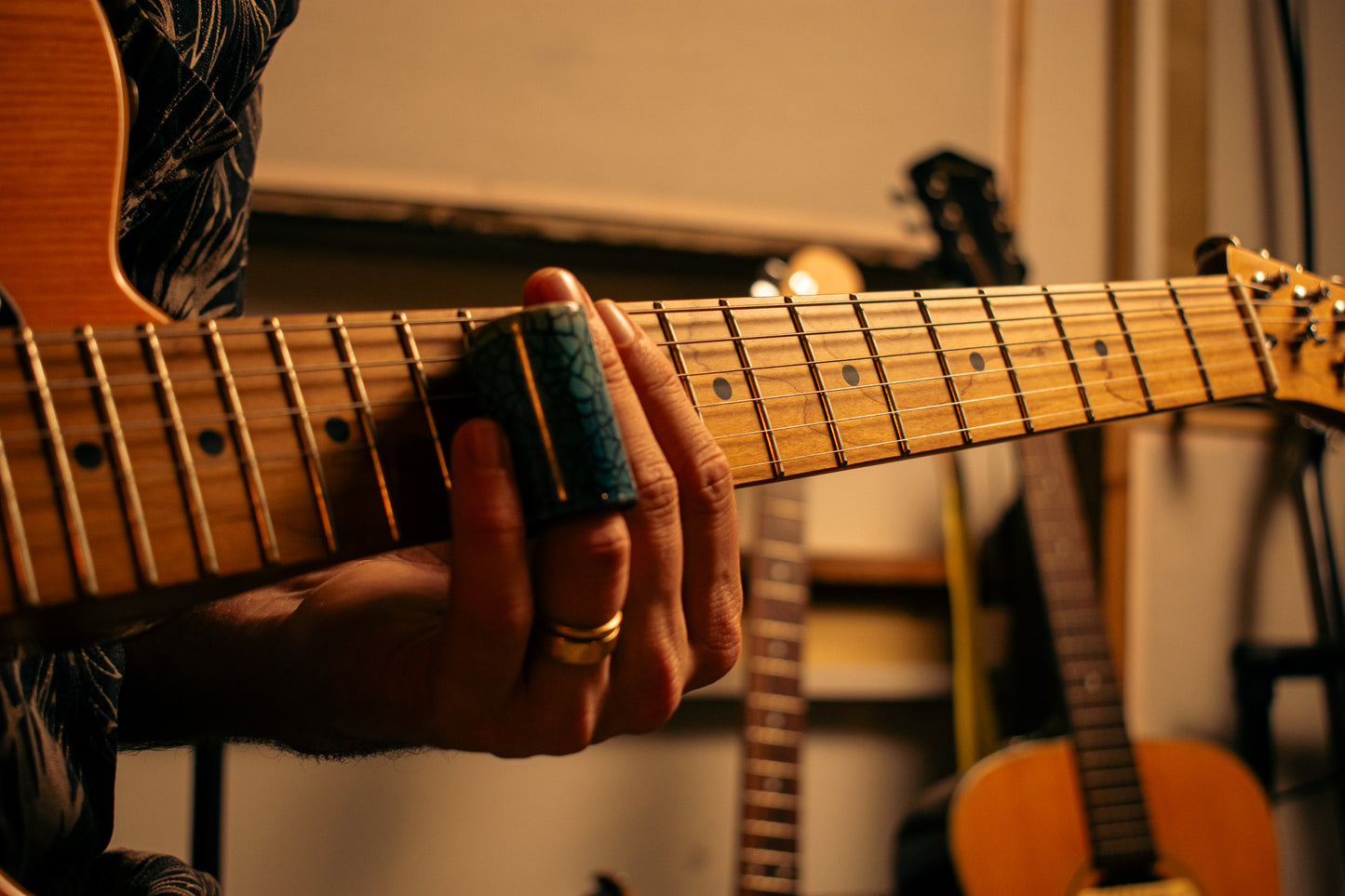 Breaker - Guitar Slide